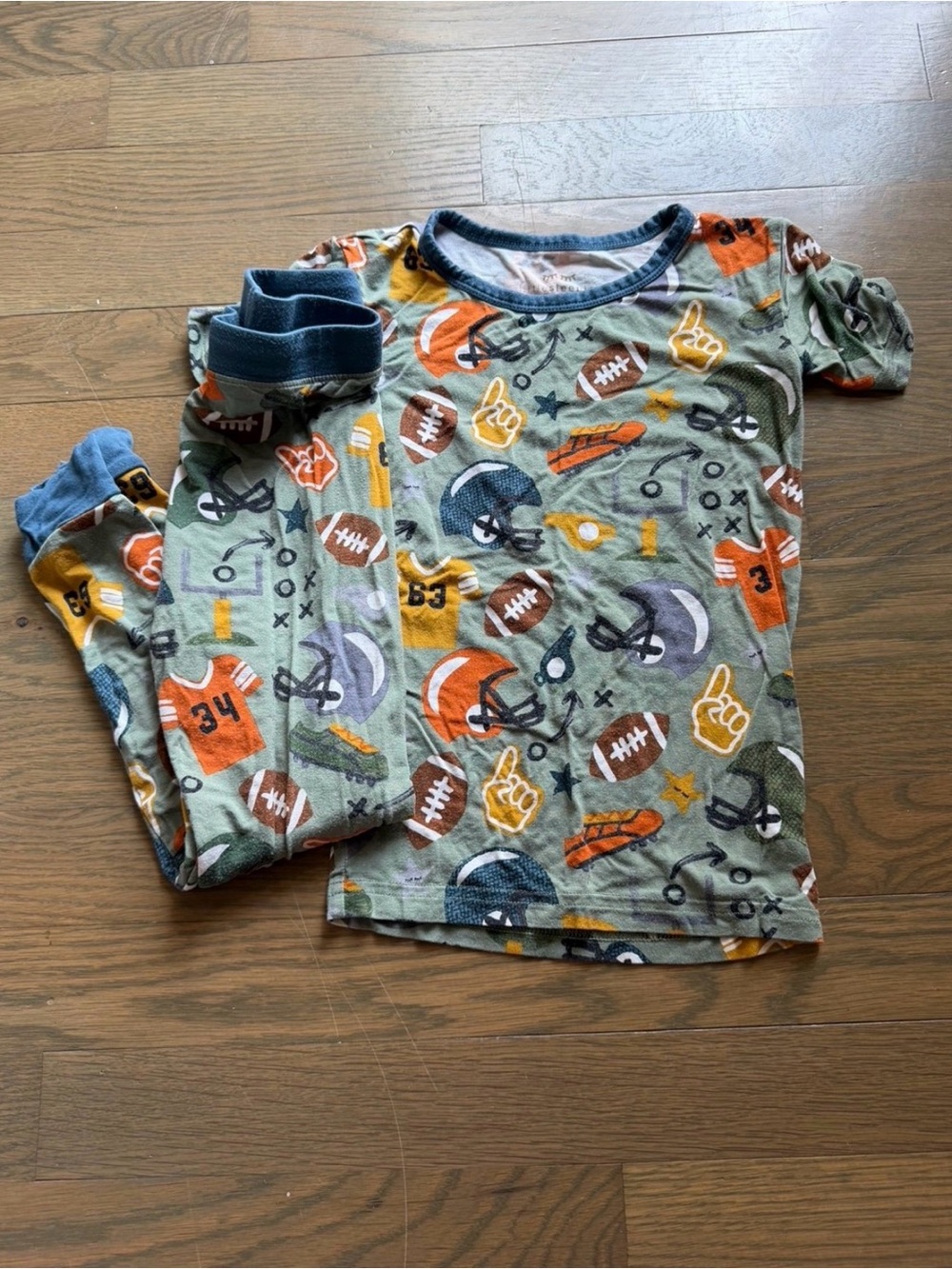 Used Little Sleepies Pajamas Set size 4T